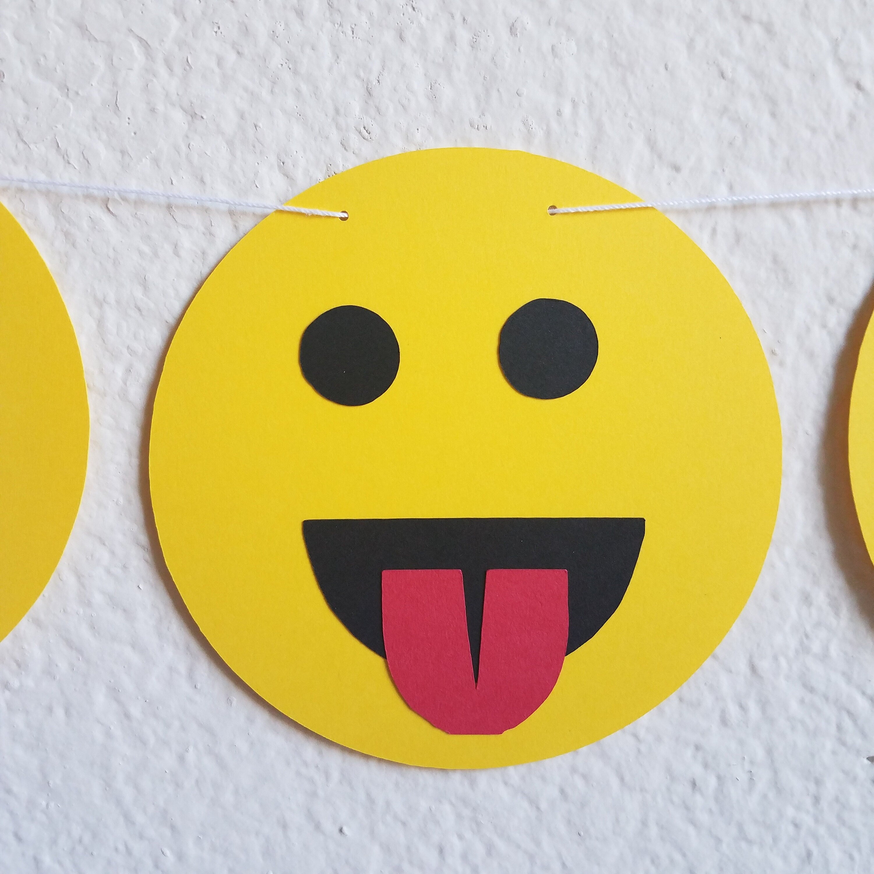 Emoji Garland, Emoji Party Garland, Emoji Party Decorations, Emoji Decorations, Emoji Party Banner, Emoji Garland Banner