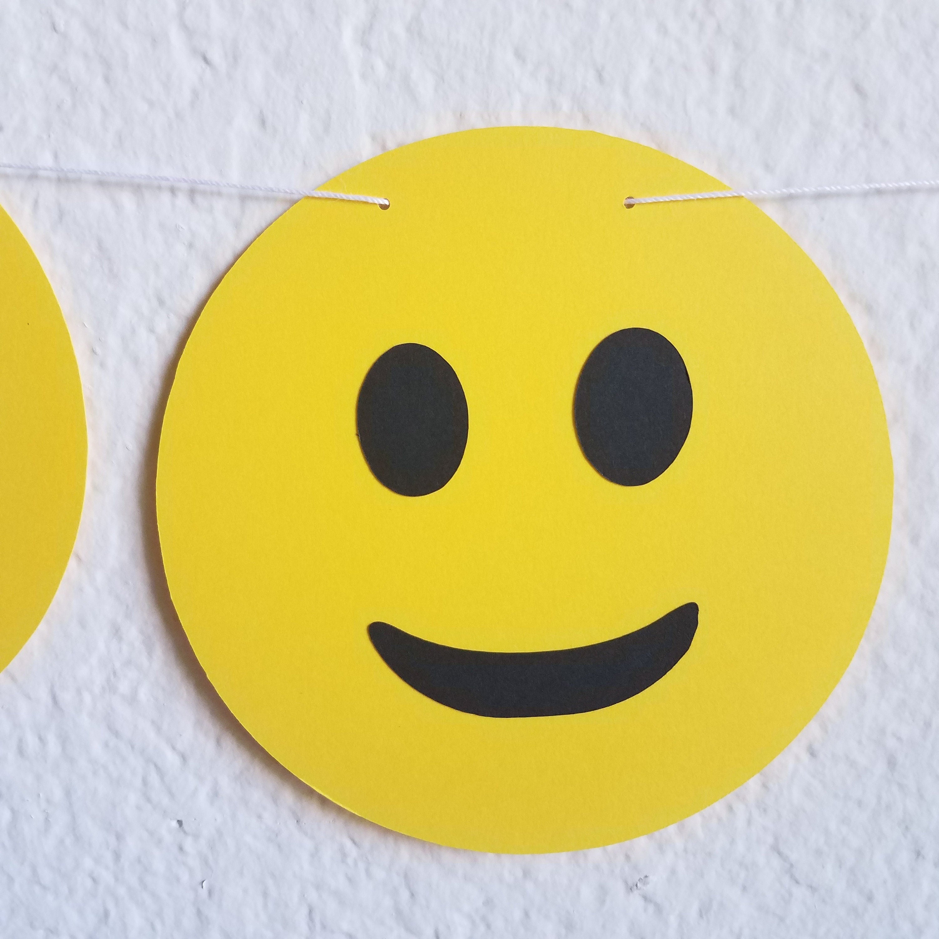 Emoji Garland, Emoji Party Garland, Emoji Party Decorations, Emoji Decorations, Emoji Party Banner, Emoji Garland Banner
