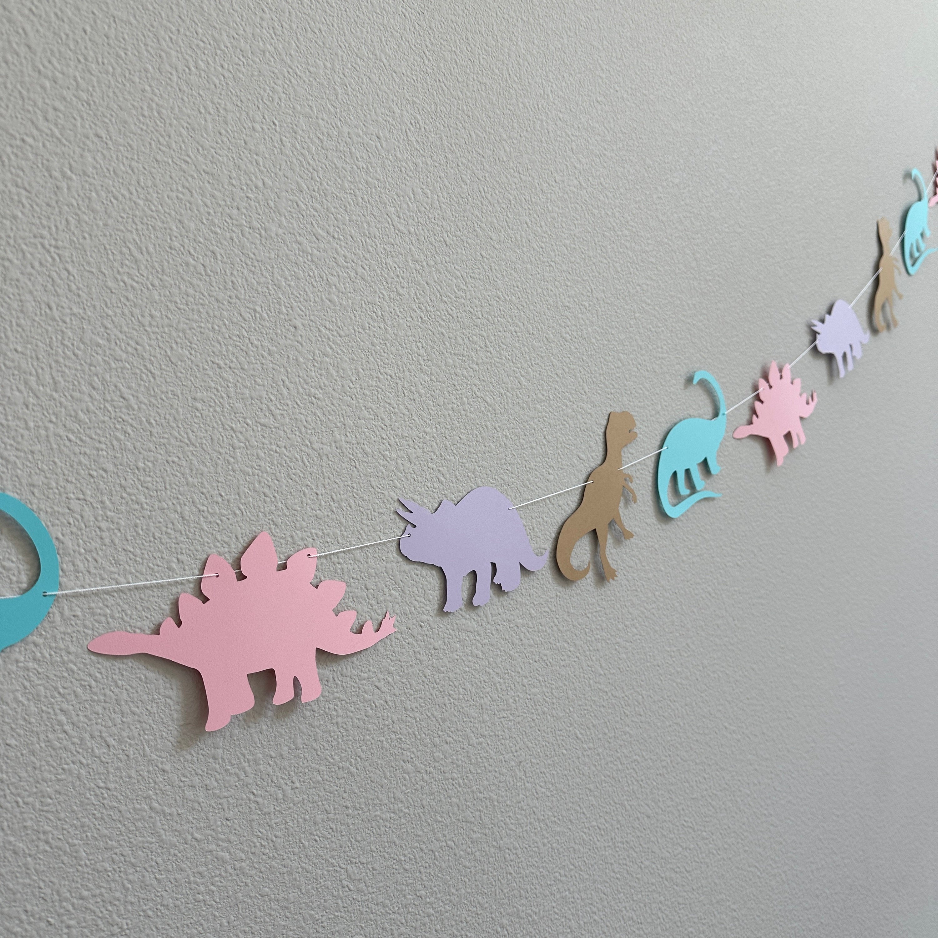 Dinosaur Garland, Dinosaur Decorations, Pastel Dinosaurs, Pink Dinosaur Decorations, Girl&#39;s Dinosaur Party Decorations