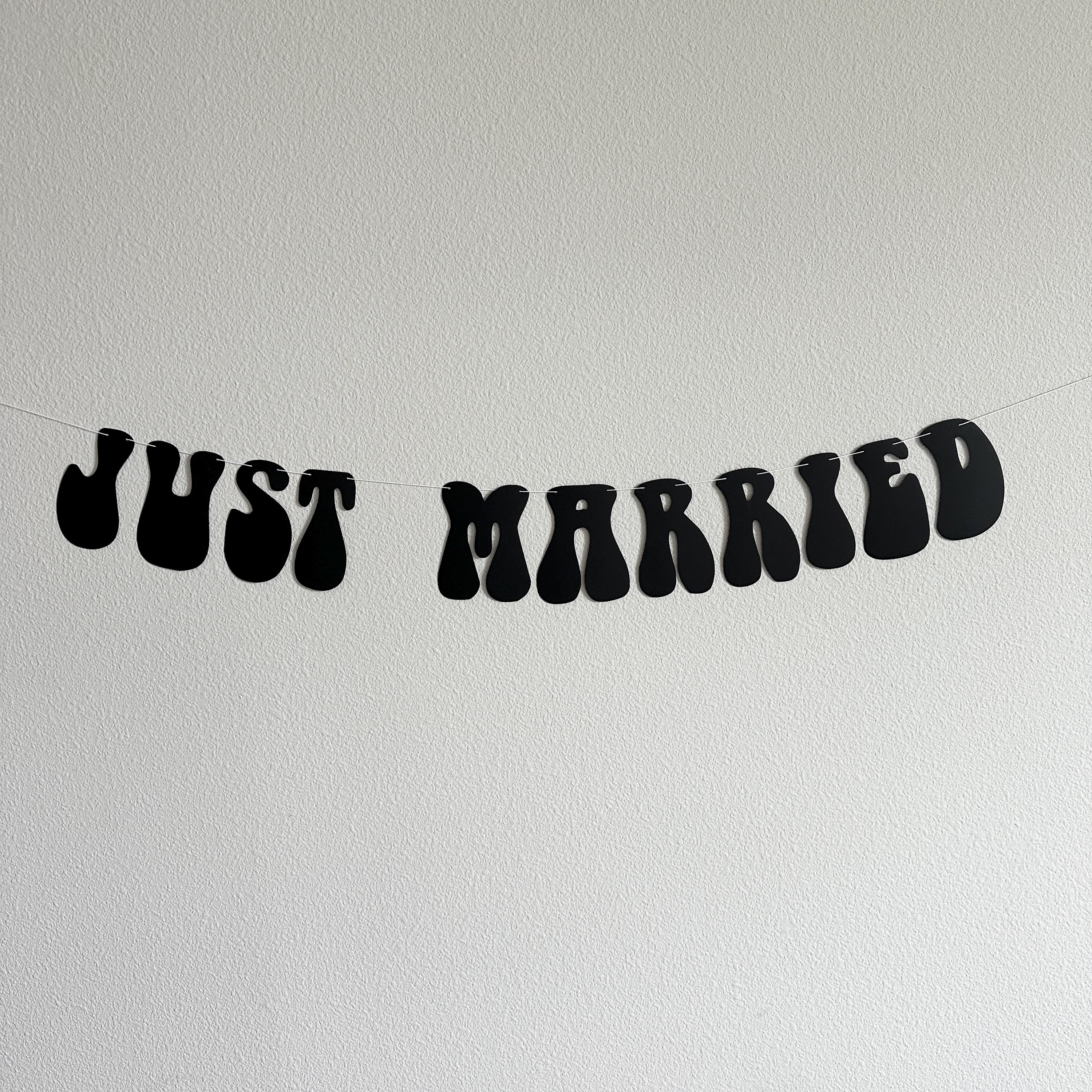 Just Married, Just Married Banner, Just Married Decorations, Just Married Sign, Sweetheart Table Backdrop, Retro Wedding Decoration Ideas