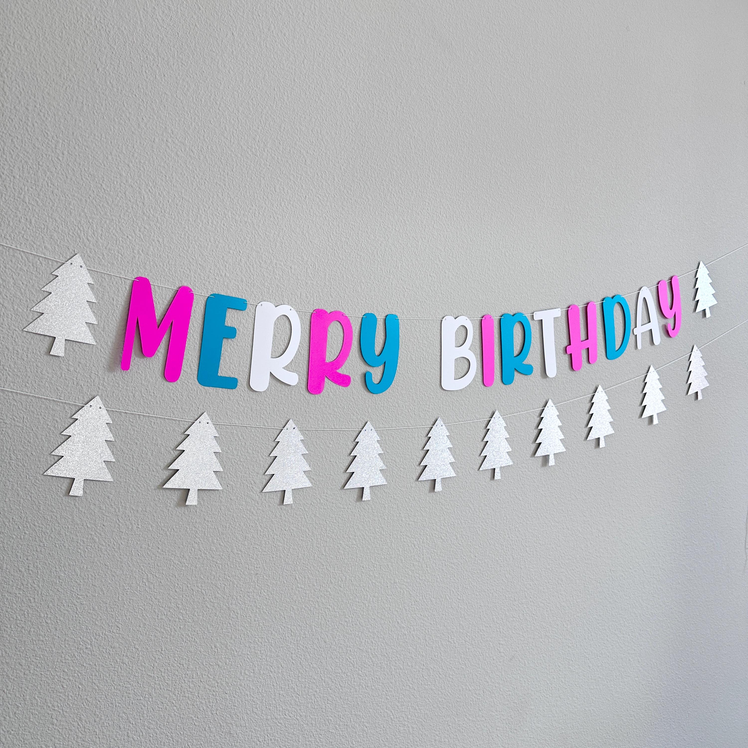 Merry Birthday Banner, Christmas Birthday Decorations, December Birthday Ideas, Merry Birthday, Christmas Birthday Banner
