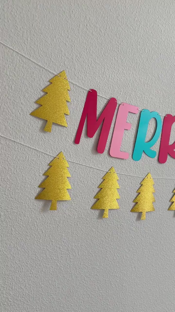 Merry Birthday Banner, Christmas Birthday Decorations, December Birthday Ideas, Merry Birthday, Christmas Birthday Banner