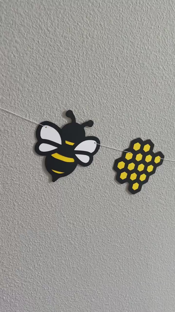Bee Banner, Bee Garland, Bee Birthday, Bee Decoration, Summer Banner, Bee Birthday Theme, Happy Beethday, Bumble Bee Birthday, Bumble Bee