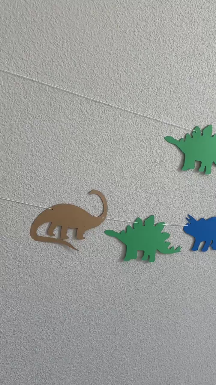 Dinosaur Garland, Dinosaur Decorations, Dinosaurs, Dinosaur Party, Dinosaur Birthday Party, Dinosaur Theme